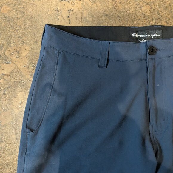 Travis Mathew Shorts - Picture 2 of 3